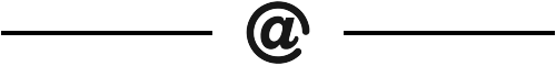 Ein horizontales Trennelement mit einem zentralen @-Symbol in Schwarz und Weiß.